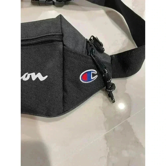 Champion Black Crossbody Fannypack/ Belt Bag Supreme Style - Picture 3 of 6